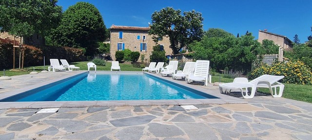 Charming Vacation Rental in the Cévennes – Sleeps 14, Pool, Peaceful & Natural Setting in FRESSAC