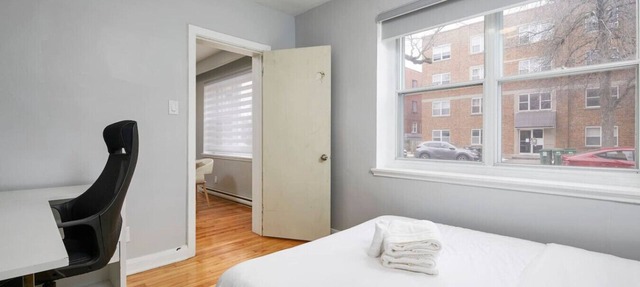 Chic 1BR Haven – Stylish & Cozy in MTL in Montreal