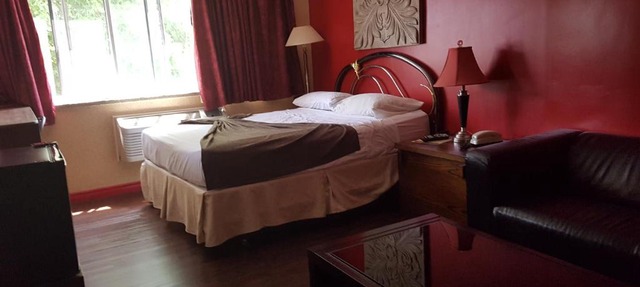 Chomedey Inn in Laval