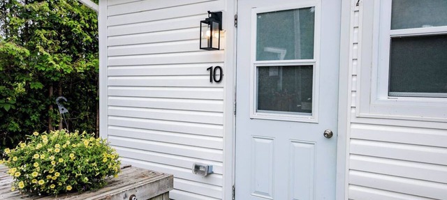 Coastal Studio Suite Steps from the Ocean | pet friendly in Boutiliers Point