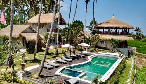 Coco Verde Bali Resort in Tanah Lot