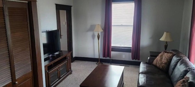 Comfy bungalow in Carthage