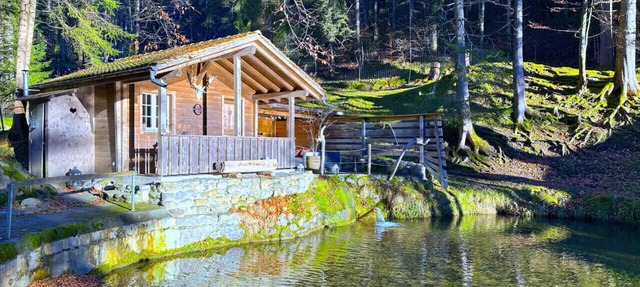 Concierge, Idyllic farm cabin by SwissHut in Sigriswil