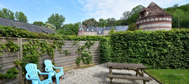 Cottage in Flainville near Norman Coastline in Le Bourg-Dun