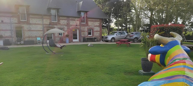 Country House "Gîte Des Hautes Falaises" with Shared Garden and Wi-Fi in Saint-Léonard