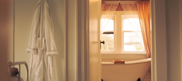 Couple’s Retreat in a Beautifully Renovated Farmhouse with Small Town Charm in Chilliwack
