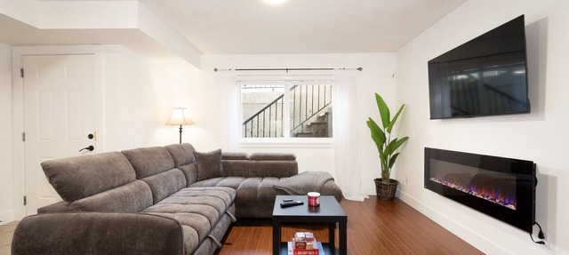 Cozy Basement in Langley – Sleeps 6 in Langley
