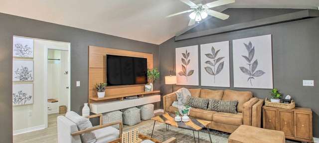Cozy-Modern Pensacola Home: Large Yard, Grill in Pensacola