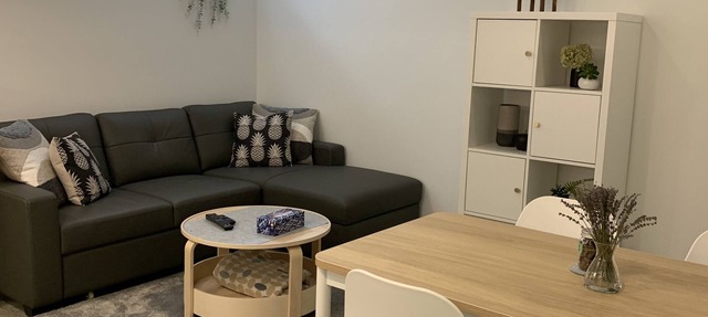 Cozy Suite in Vancouver’s Oakridge Area in Vancouver