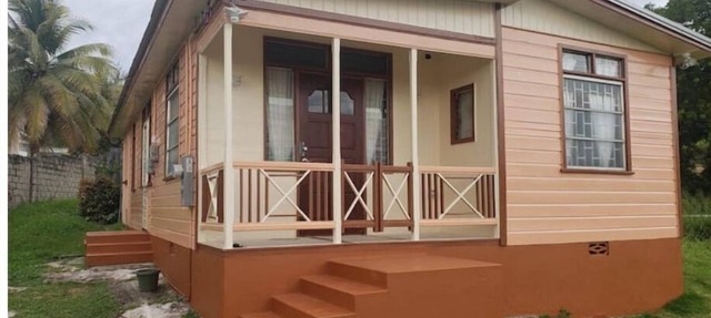 Cozy Traditional Bajan Cottage in St. James