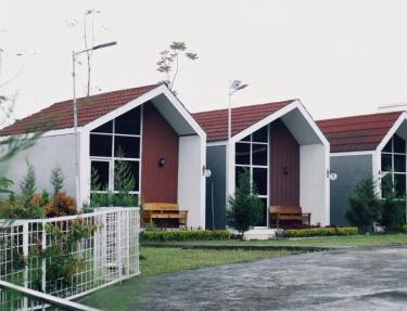 CYB Merbabu Resort & Cafe in Banaran