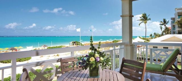 Deluxe 1 BR Oceanfront, All-Inclusive Suite at Alexandra Resort in The Bight Settlement