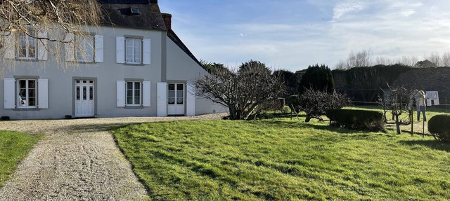 Demi Maison en Bord de mer in Quinéville