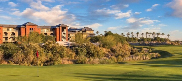 Desert Oasis: Spacious 2-Bedroom Suite at Club Wyndham Indio in Indio