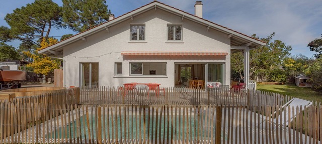 Dispo 18/07-02/08 - Villa 5 Bdrms+Piscine Piquey, summer between Bassin and Océan in Lège-Cap-Ferret