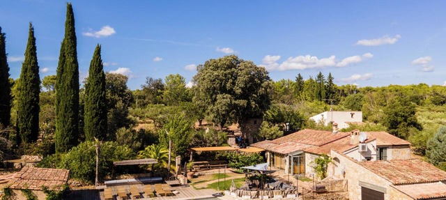 Domaine de Fanny: Heart of Provence - 16 people in Entrecasteaux
