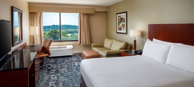 DoubleTree by Hilton Boston North Shore in Danvers