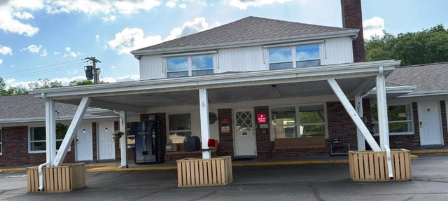 Elite Inn in Moosup