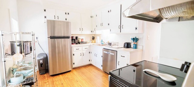 Enjoy a Pet-Friendly Retreat in Quaint Saluda Village in Saluda