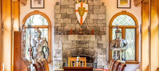 Extraordinary Medieval Castle w/Life Size Dragons! in Monroe
