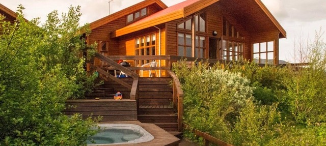 Family-friendly Country Cottage In South Iceland - middle of the Golden Circle in Blaskogabyggd