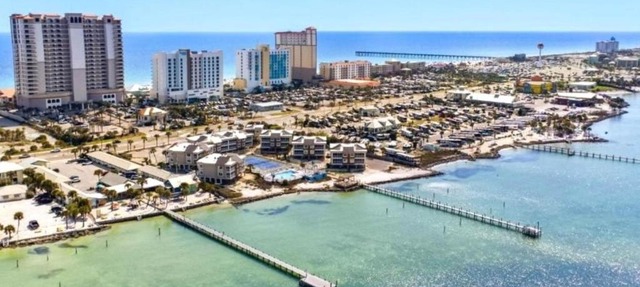 GetAways at Soundside Holiday Beach Resort in Pensacola Beach