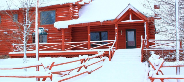 Gorgeous 3 Bedroom Multi-Level Log Cabin With Grand Teton Views! in Jackson