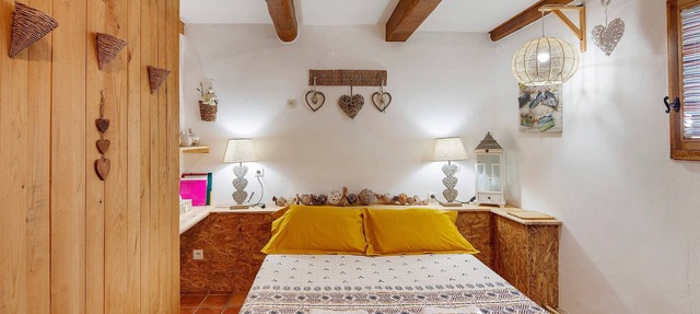 Ground Floor Room 'Le Mont Aigoual' 15 m² in Saumane