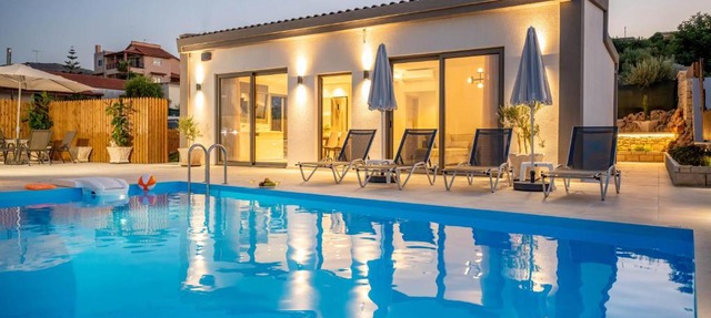Halaro Villa in Gerani
