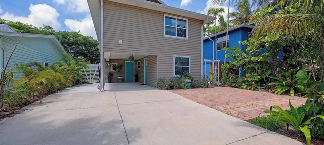 Helen’s cottage 2 Walking distance to fish and boat .Excellent Jacuzzi in Naples