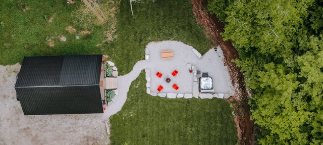 Hidden Creekside Cabin in Rodney