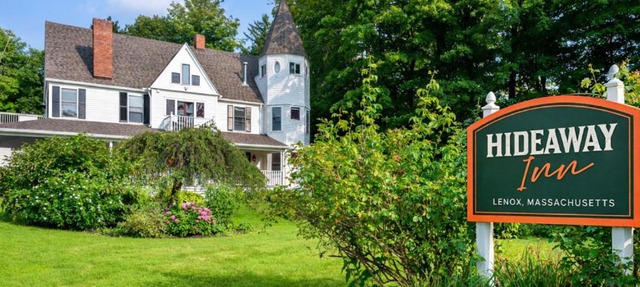 Hideaway Inn Lenox in Lenox