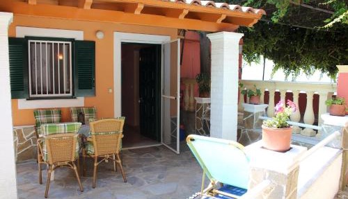 Holiday Home Dina in Paramonas