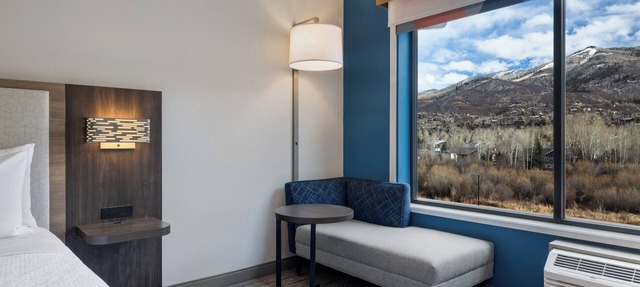 Holiday Inn Express & Suites Steamboat Springs by IHG in Steamboat Springs