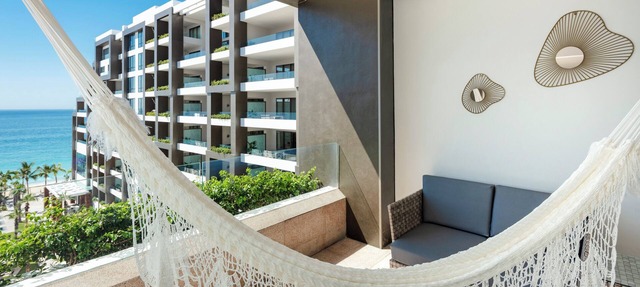 Holiday Weeks @ Elite 5-Diamond Cabo Resort · 2BR Ocean ·GUARANTEED· Butler · AI in Cabo San Lucas