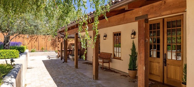 Horizon -Roomy 3BR 3Ba Gorgeous Garden 30Night Min in Carmel Valley