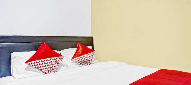 Hotel O Point Hostel in Jakarta