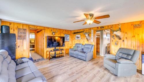 Hunt, Fish & Hike: Home w/Deck in Encampment in Encampment