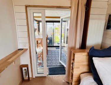 "La Cabine" côté mer et côté jardin à la VILLA PLEIN VENT in Barneville-Carteret