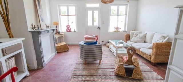 La Parenthèse d'Honfleur ~ 4 Bedrooms & Private Courtyard in La Rivière-Saint-Sauveur