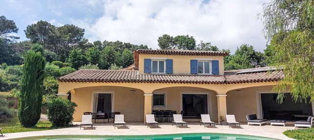 La Pimaleanne by Interhome in Roquefort les Pins
