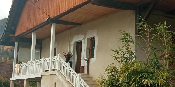 La Villa Rosa in Lathuile