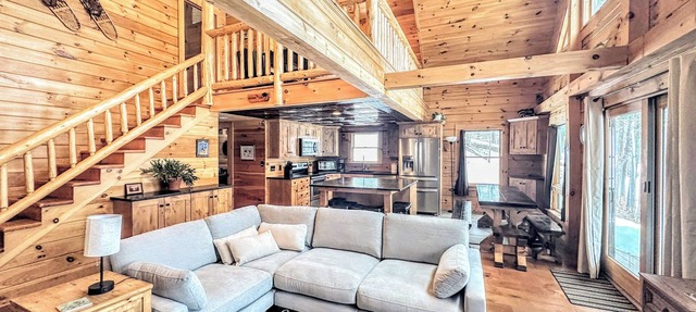 Lakewood Lodge: Hot Tub, Beach, Dock & Kayaks in Woodbury