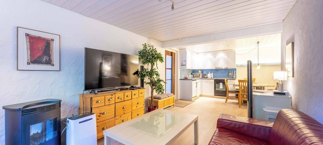 Large apartment in the vacation center | Hot Tub in Diemtigen