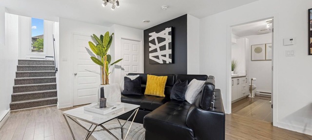 Laval Furnished 1BR + Sofa Bed | Wifi + Utilities | Move-In Ready | 31+ Days in Laval