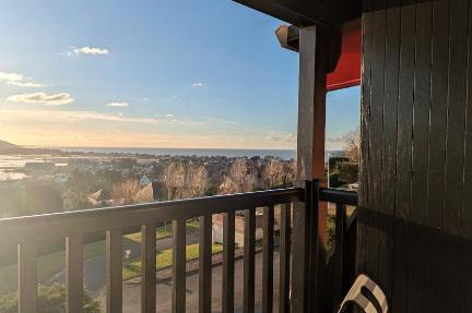 Le Panoramique, F2- vue imprenable, wifi & parking in Blonville-sur-Mer