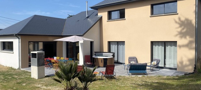 Les lilas by Interhome in Denneville