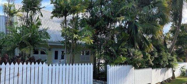 Lime Cottage 2BR Chattel Villa in Holders Hill