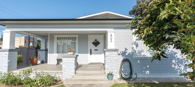 Long Beach Craftsman House. Historic district house-centrally located in Long Beach