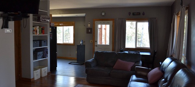 LOVELY SECLUDED STUDIO - Two miles from Soldotna! in Soldotna